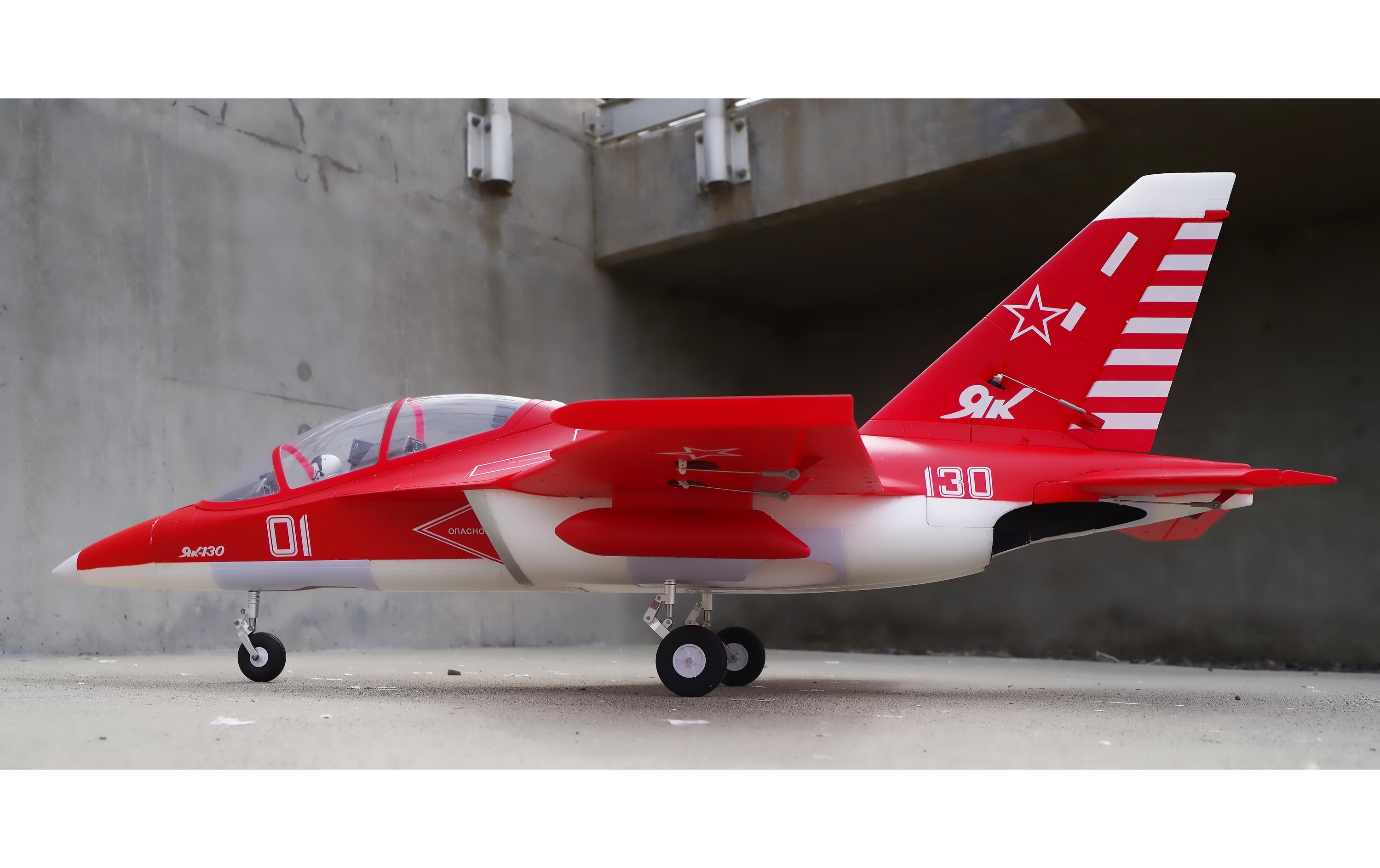 Impeller Jet YAK 130 V2 70 mm PNP<br>YAK-130 Jet mit 12 Blatt Impeller Triebwerk