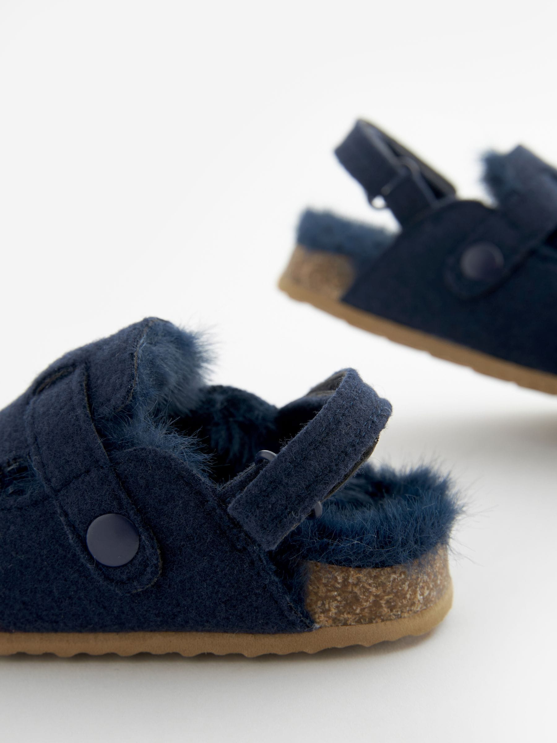 Marineblauw met dinosaurussen - Pantoffelklompen met voering van imitatiebont