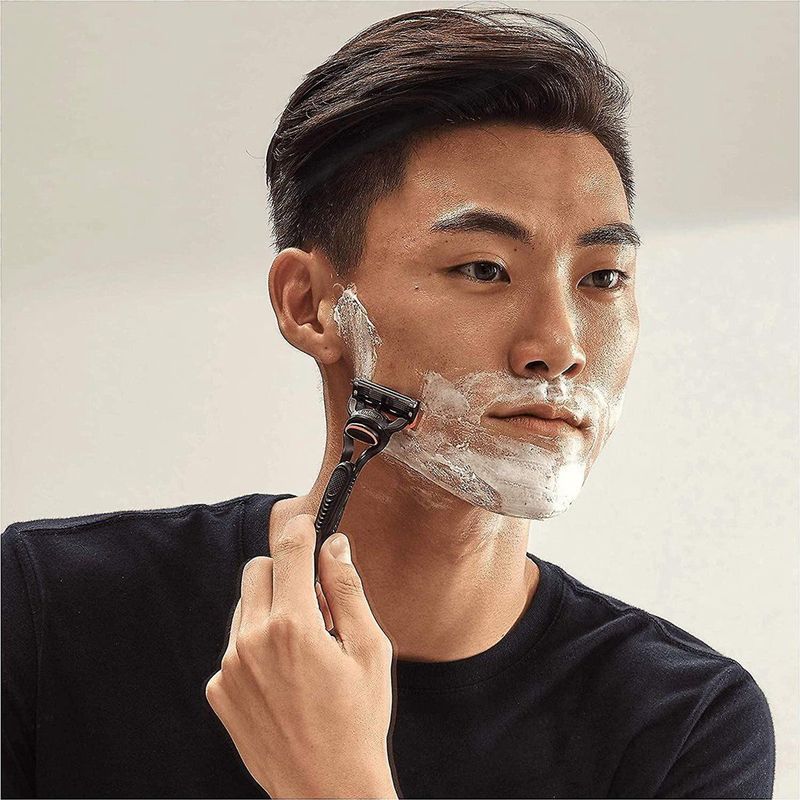 Gillette - Fusion5 - Scheermesjes - 4 Stuks - Antifrictie Mesjes
