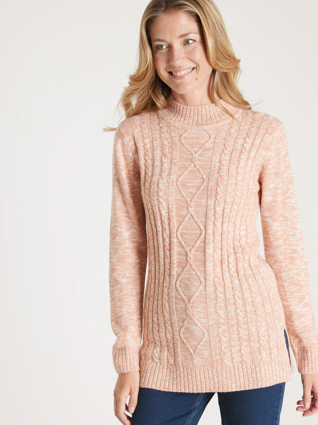 Pull col montant maille torsadée