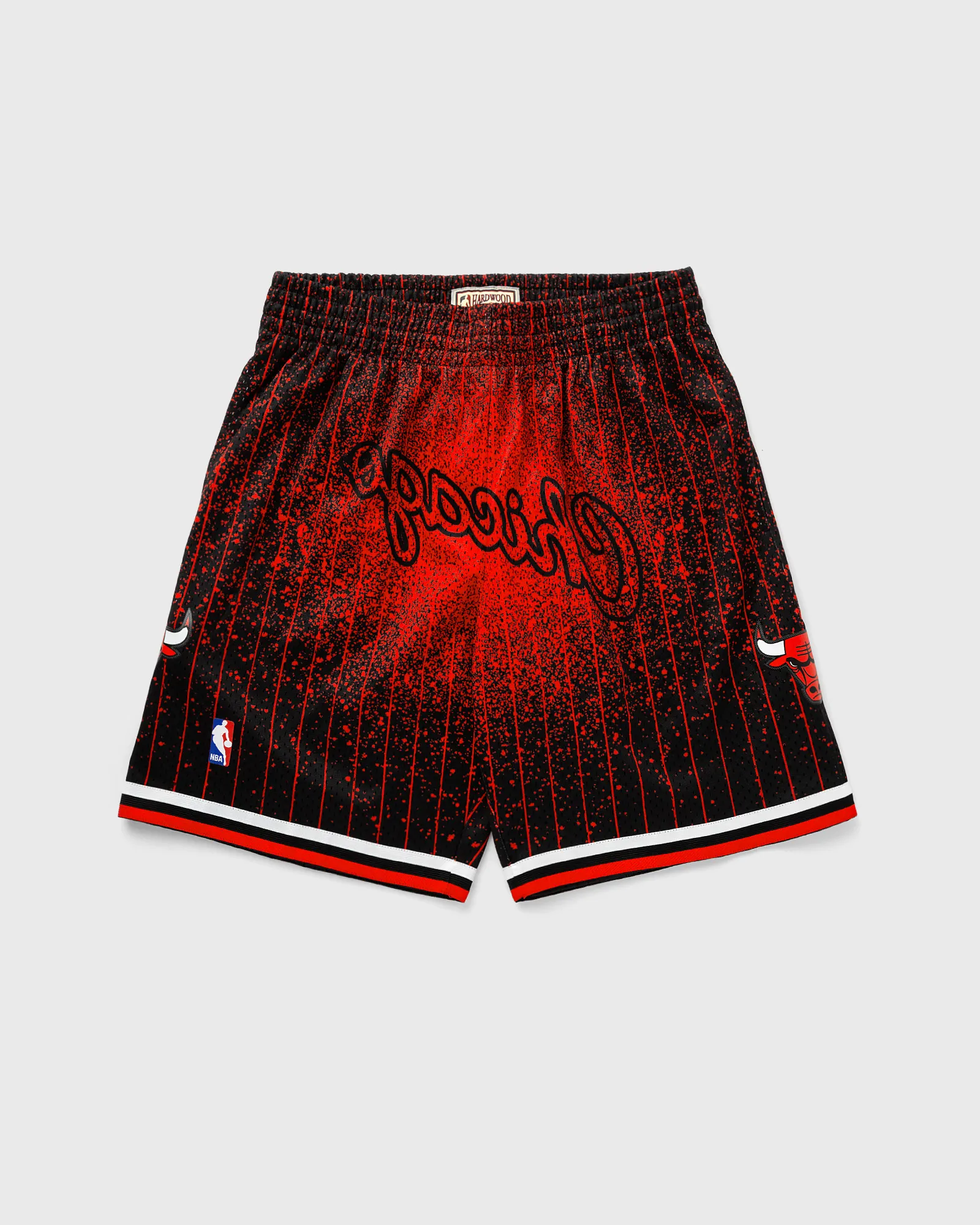 Mitchell & Ness NBA RE-TAKE GRADIENT SWINGMAN SHORT BULLS 1995