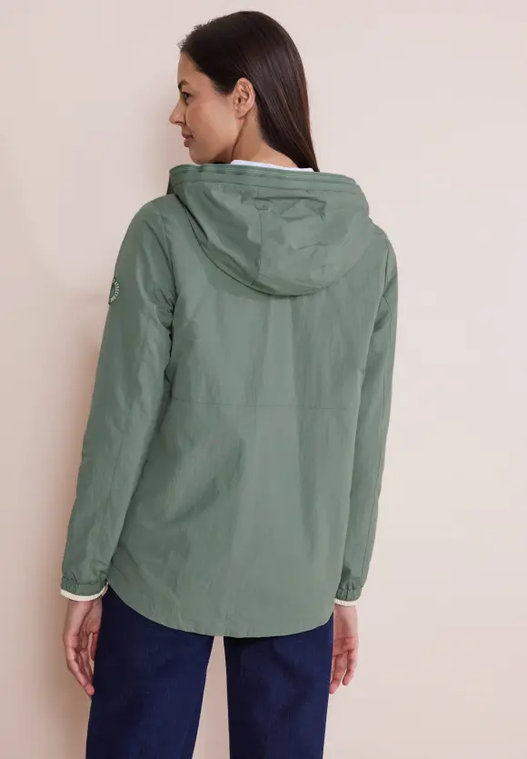 Moderner Windbreaker - dune green
