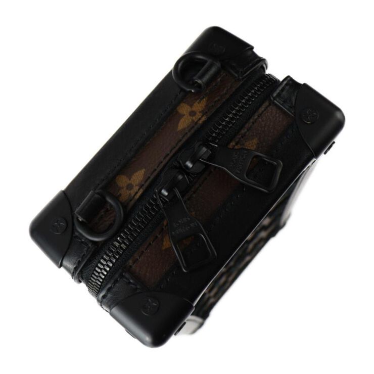 Louis Vuitton Vintage Louis Vuitton Shoulder Bags Black