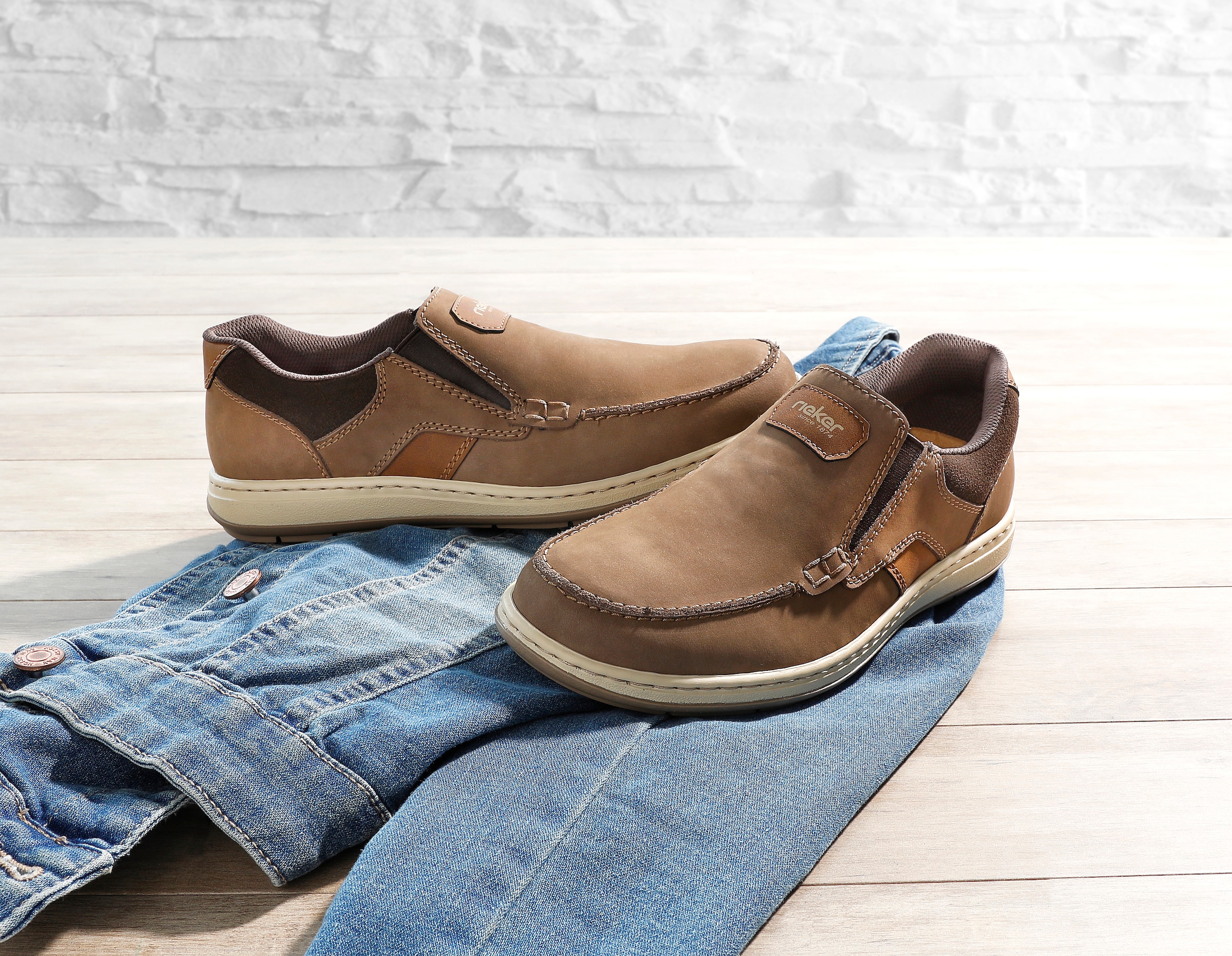 Rieker Slipper  Mokassin, Loafer, Komfortschuh mit Gummizug für guten Sitz