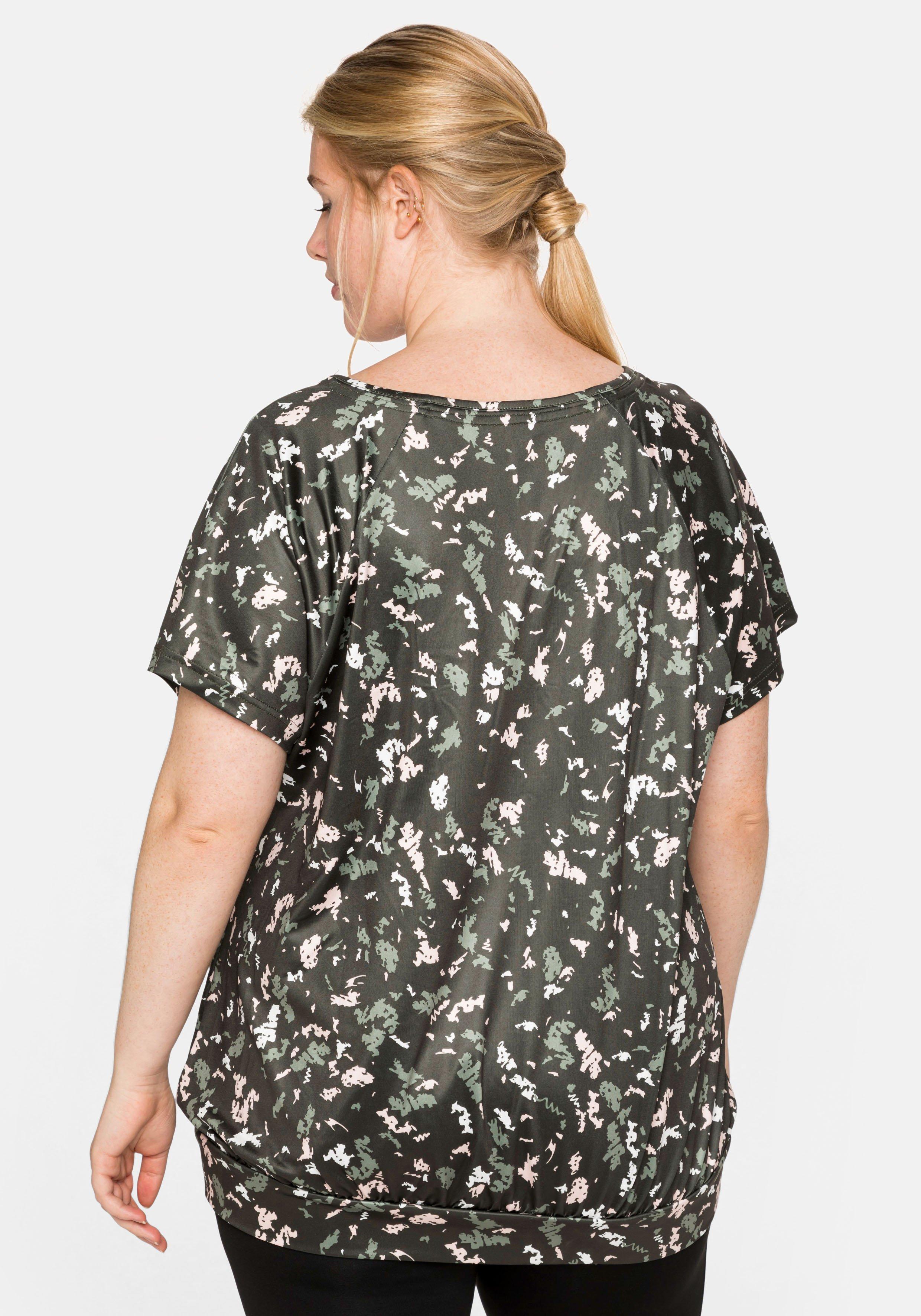 Funktionsshirt mit Alloverdruck und Saumbündchen