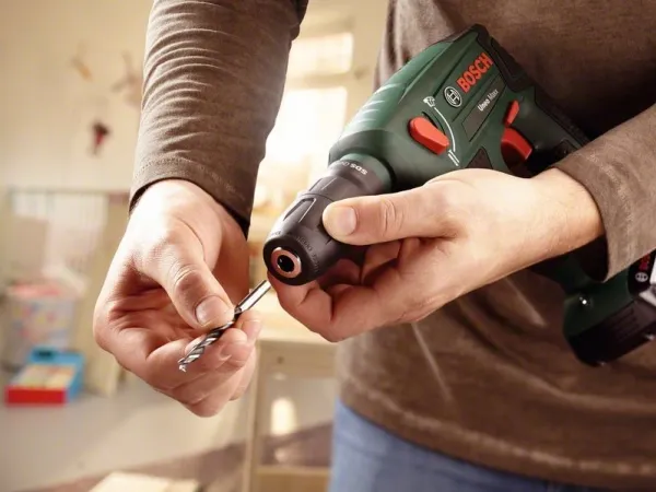 Bosch AKKUBOREHAMMER UNEO MAXX 18V 2,5AH