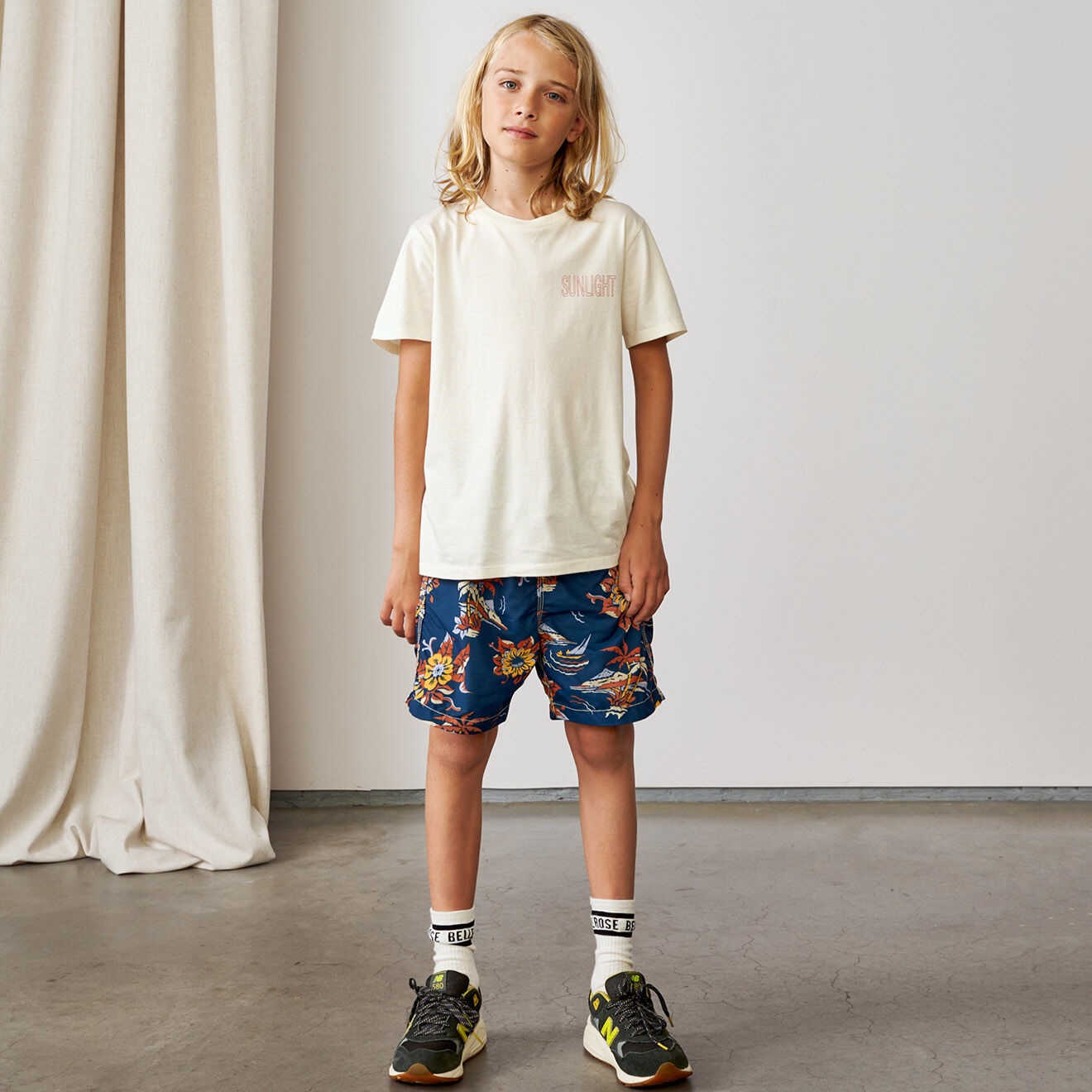 Bellerose Short de bain Lazo à fleurs bleu foncé