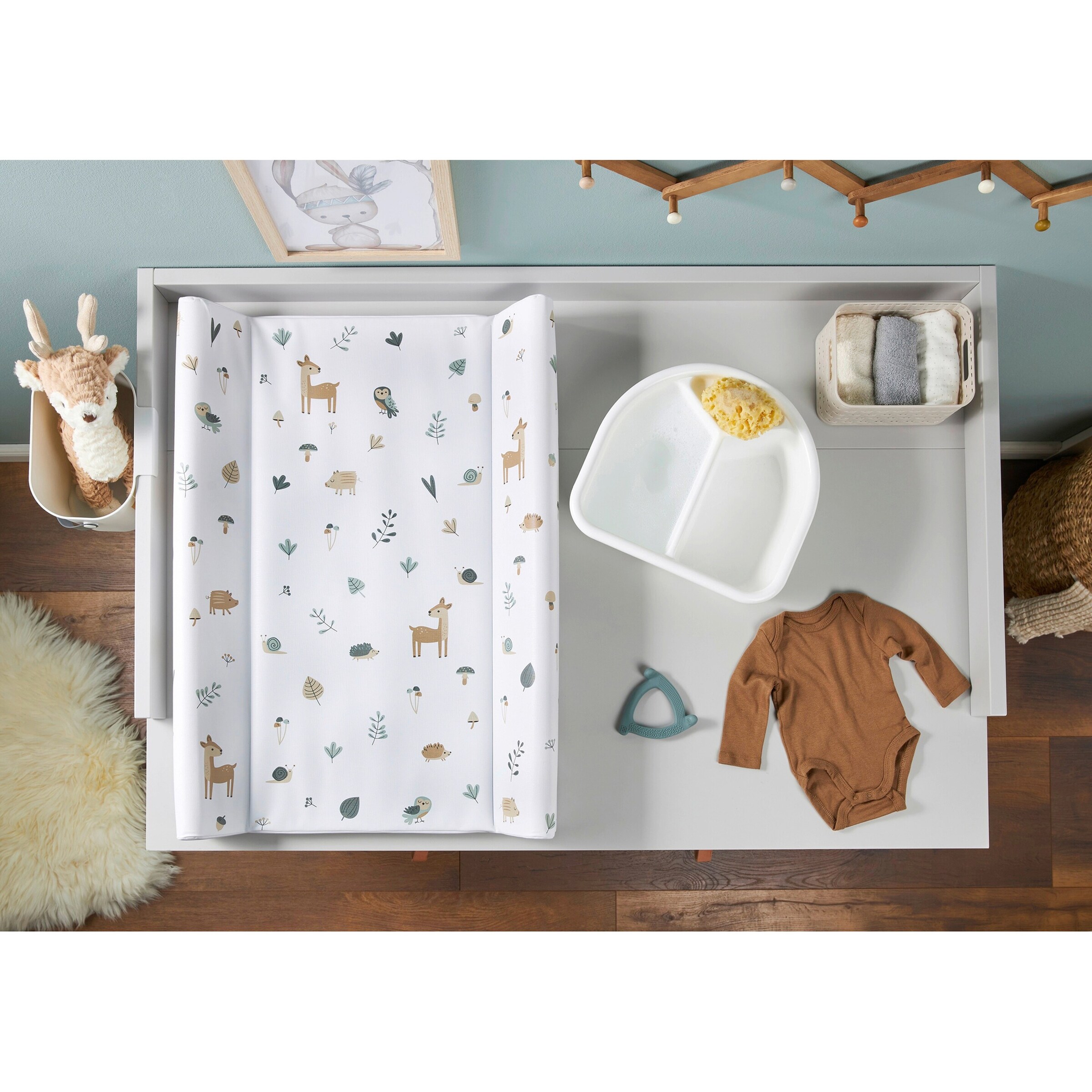 Rotho Babydesign Keilwickelauflage 50x70 cm weiß / Waldtiere