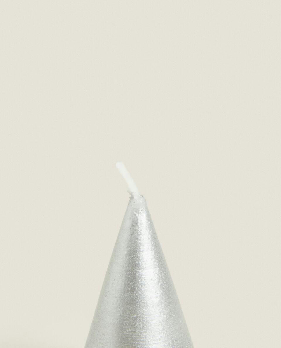 PACOTE DE VELAS DECORATIVAS DE NATAL EM FORMATO DE CONE (PACOTE COM 6)