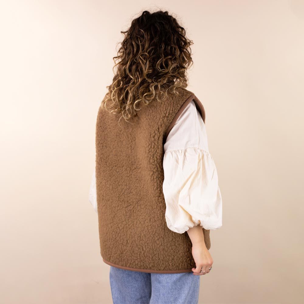 Moonrise dames wollen vest met knoopje bruin