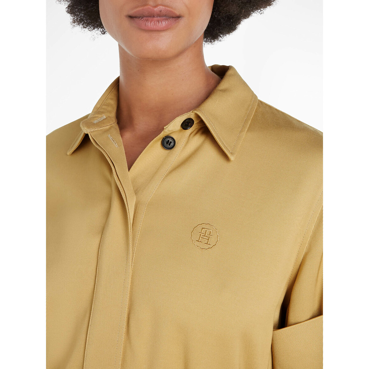 TOMMY HILFIGER<br>Vestido fluido, mangas curtas, gola polo, cinto