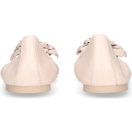 Pretty Ballerinas - Rosario Marrón
