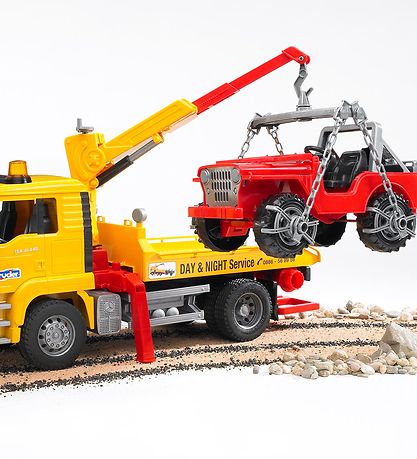 Bruder LKW - MAN TGA Pannenhilfe LKW m. Offroader - 02750