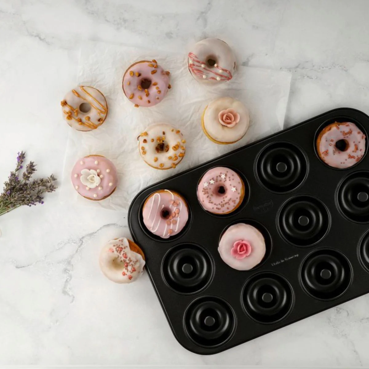 Moule donut et bagel 12 empreintes Dr. Oetker Tradition Dr. Oetker