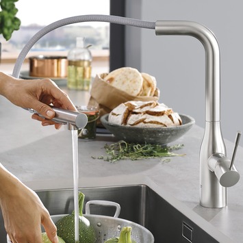Grohe Colours Keukenkraan Essence New RVS met Uittrekbare Mousseur