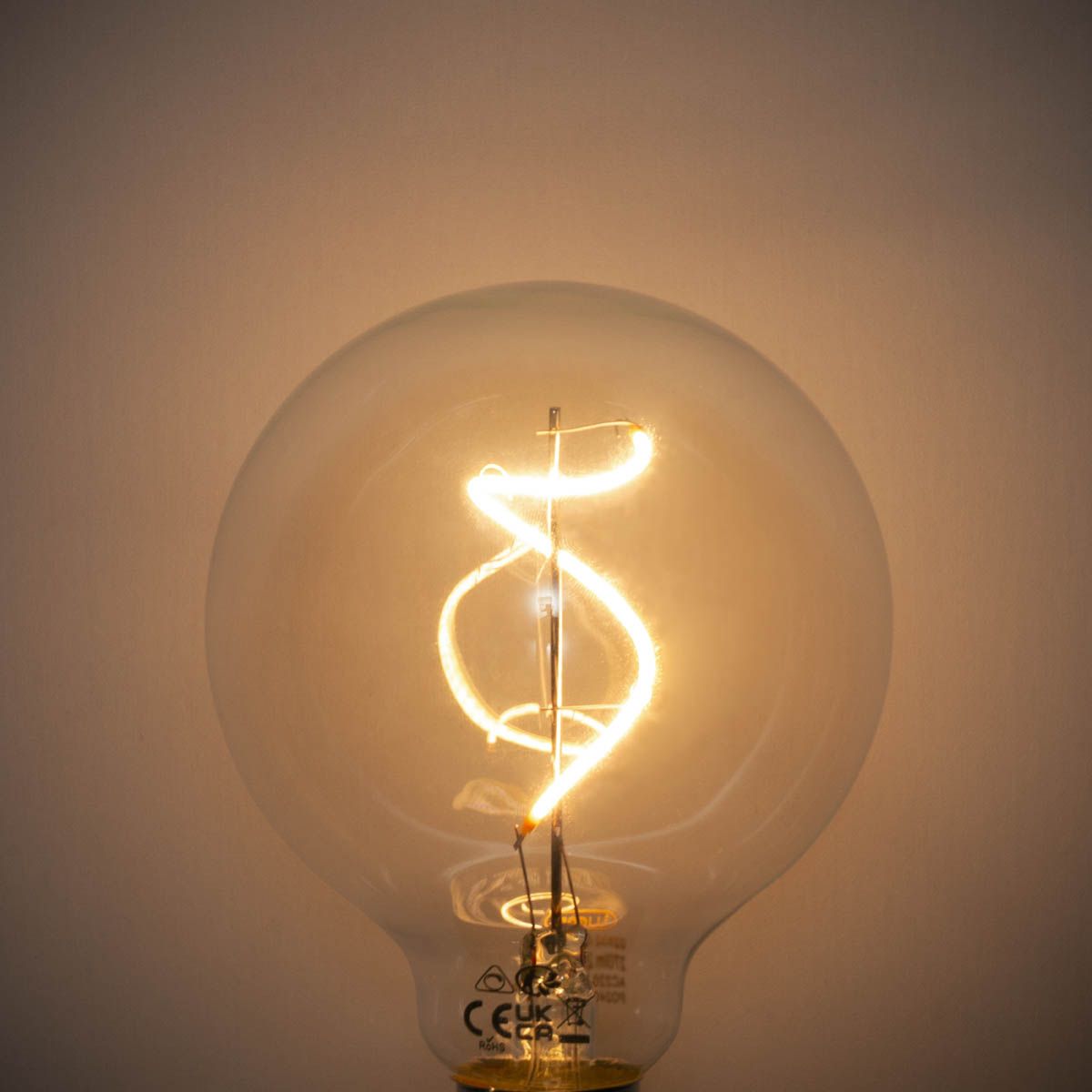 E27 dimbare LED spiraal filament G95 4W 270 lm 2200K