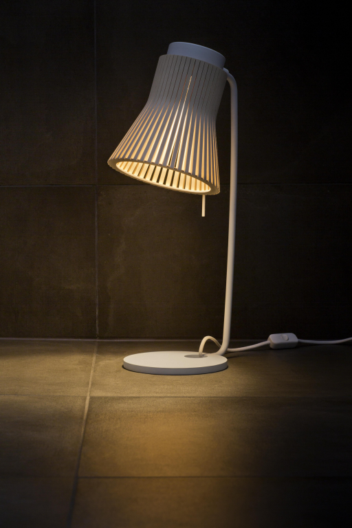 Secto Design Petite 4620 tafellamp zwart