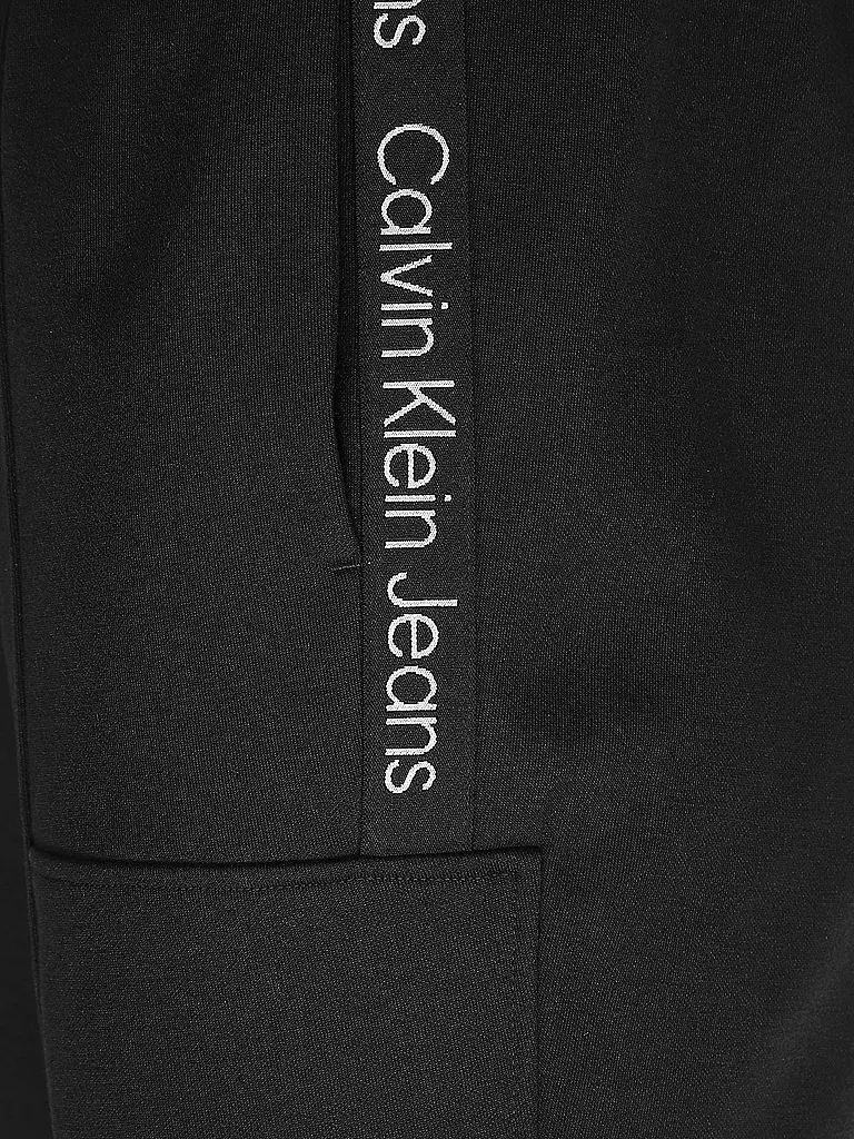 CALVIN KLEIN JEANS Sweatshorts schwarz