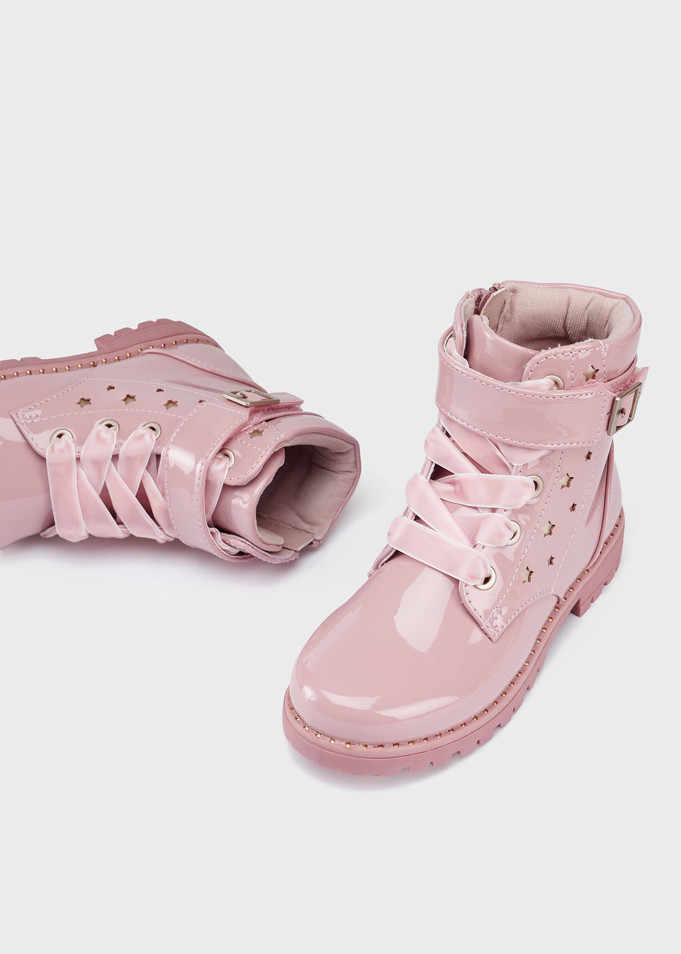 Botas de couro envernizado estilo motociclista para meninas