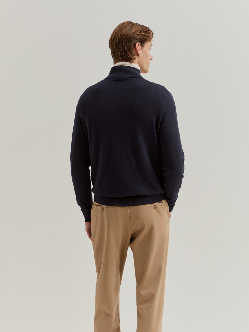 Camisola de malha com carcela