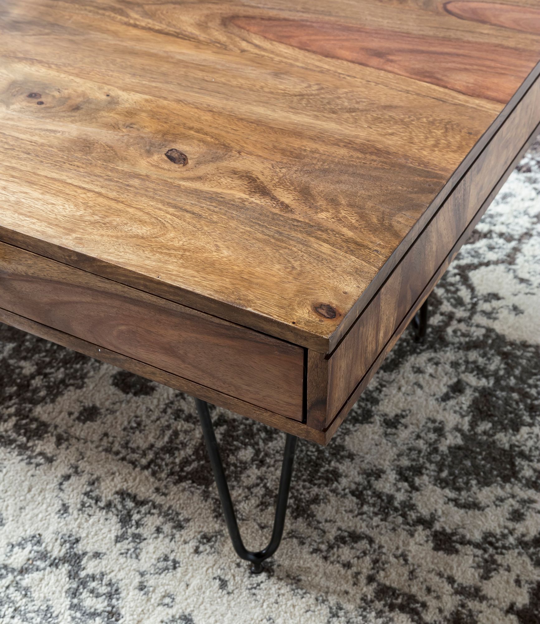 KADIMA DESIGN Couchtisch BALU mit Schubfächern: 120x60x43 cm, Sheesham Massivholz, Metallfüße, leichter Aufbau