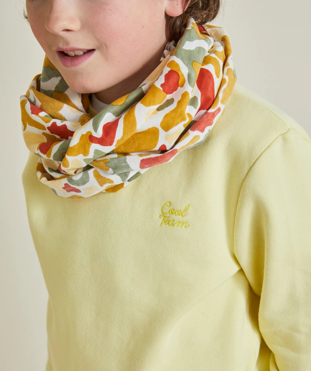 SWEAT GARÇON EN FIBRES RECYCLÉES JAUNE ET MESSAGE BRODÉ