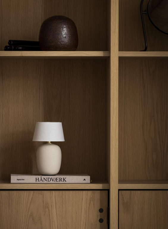 Audo Copenhagen Torso tafellamp oplaadbaar zand