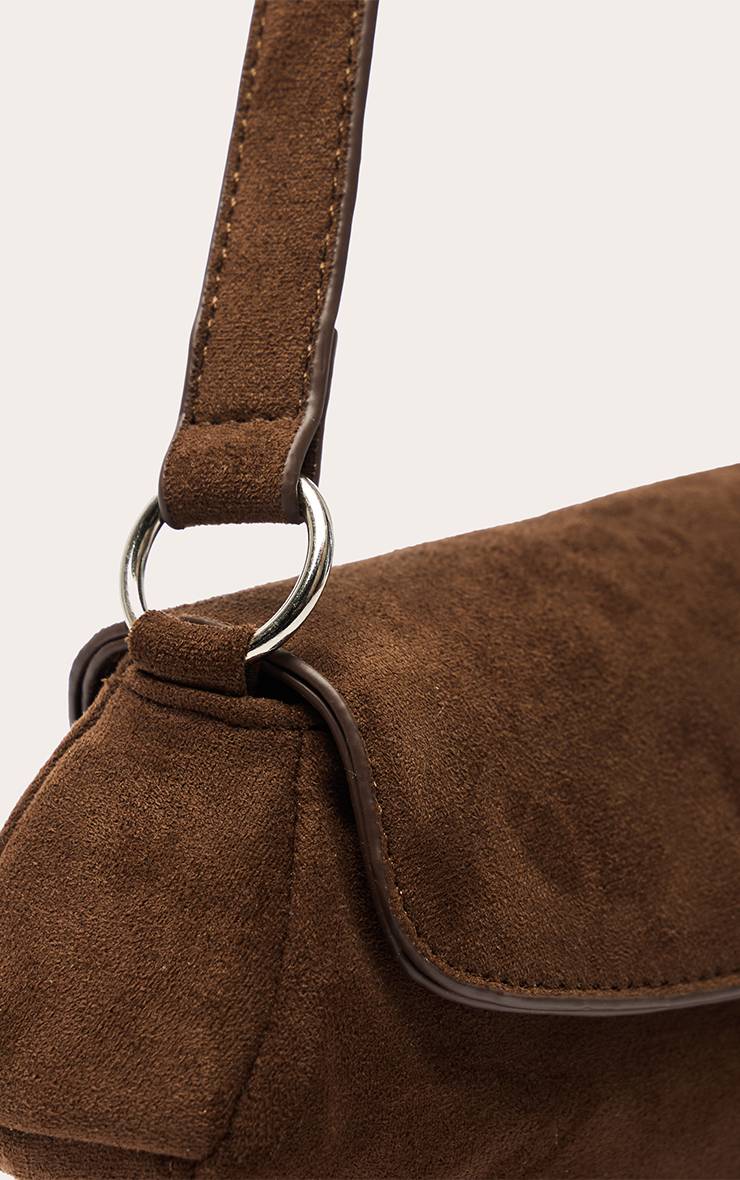 Chocolat Sac À Bandoulière Incurvé Slim En Synthétique