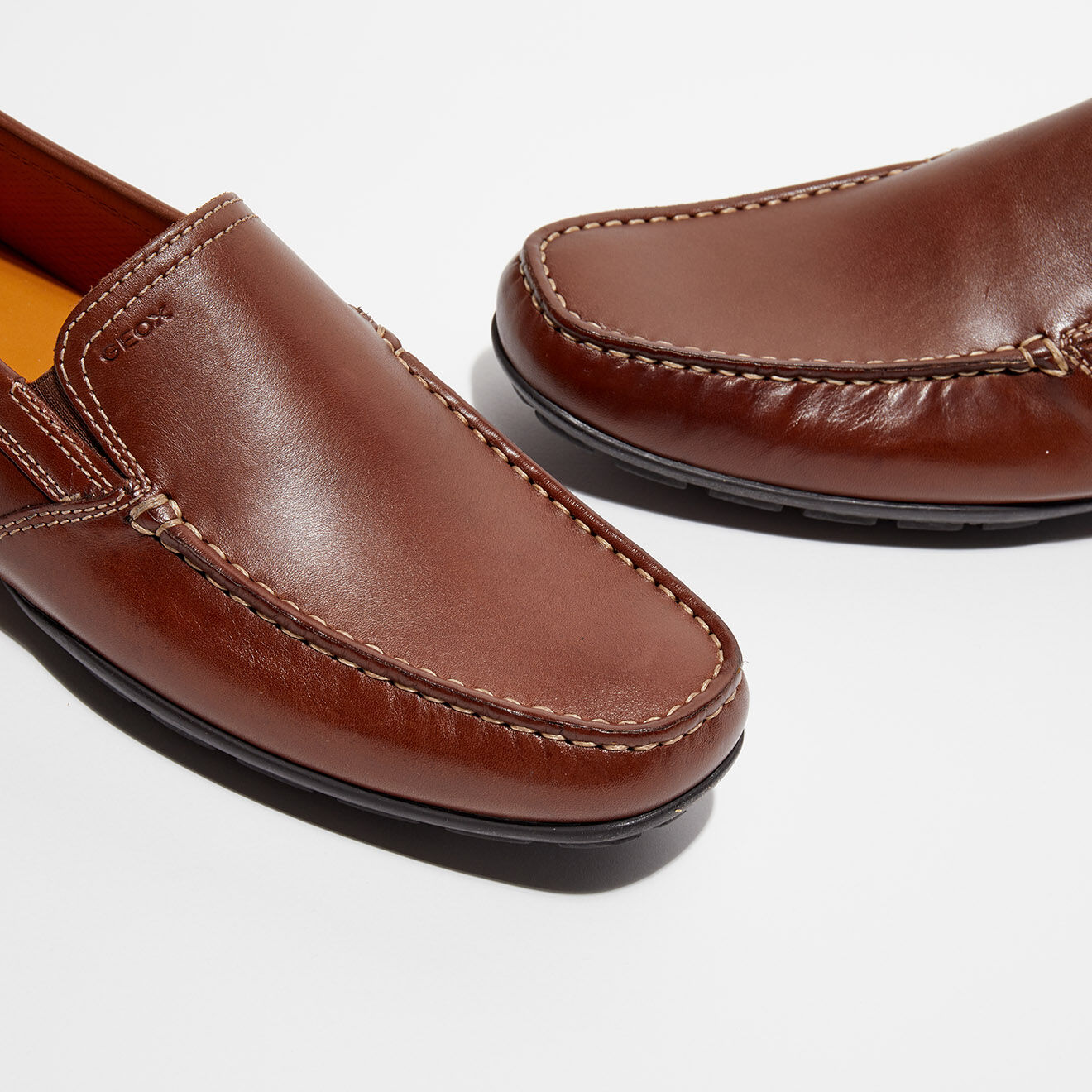 Geox Mocassins en Cuir Moner marron