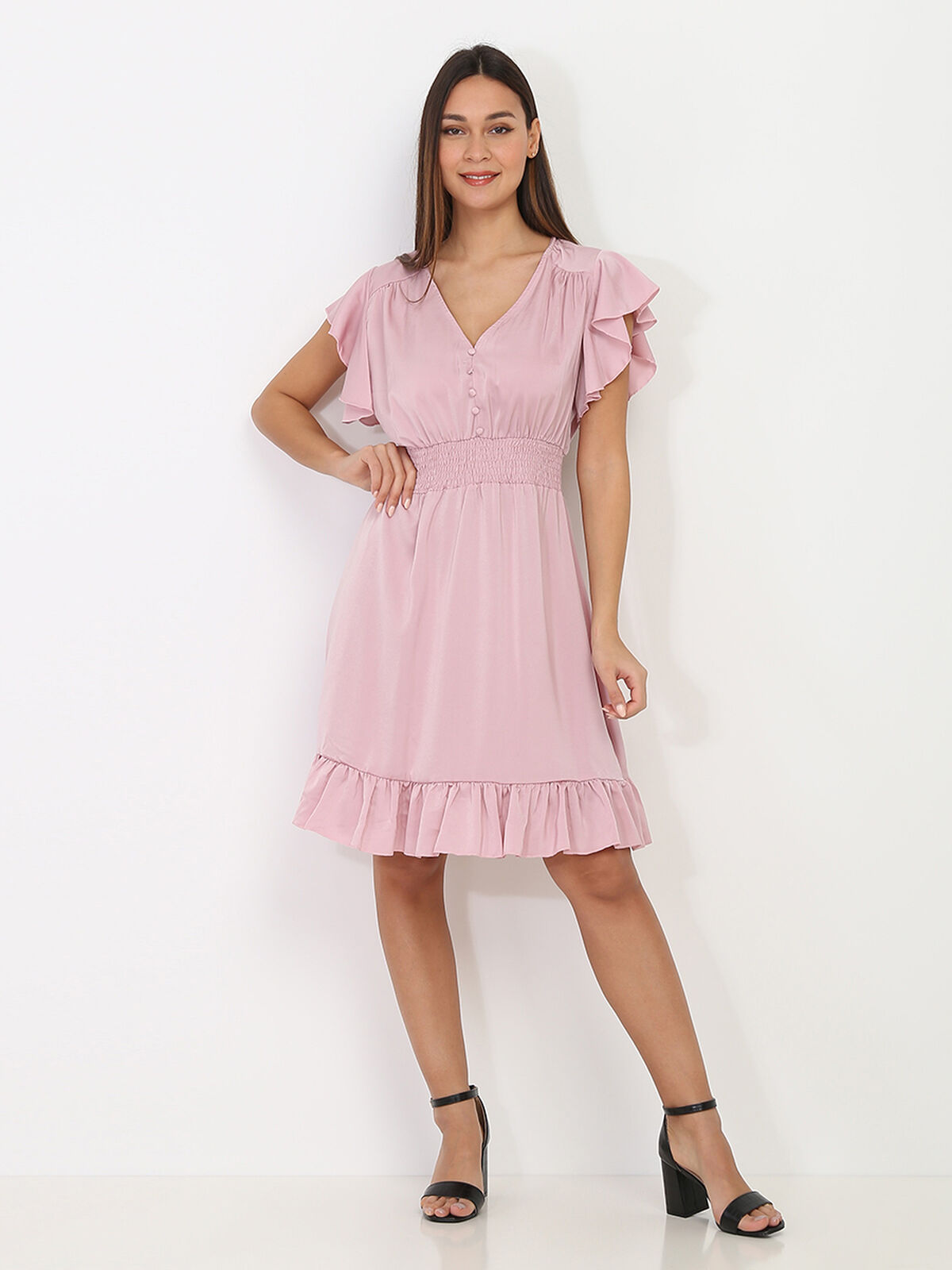 Robe patineuse satinée à volants- Rose