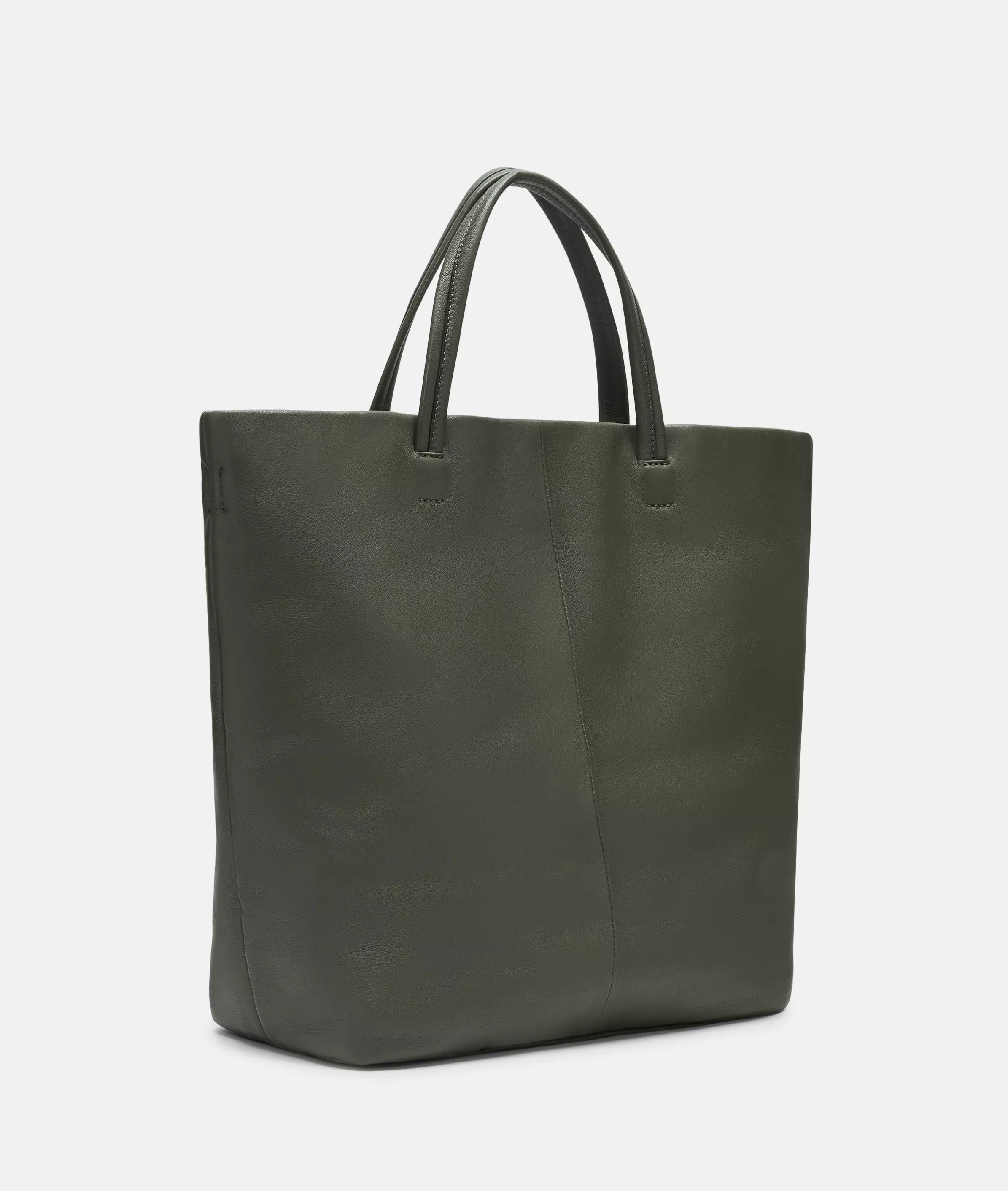 Tote Spacious shopper made from soft sheepskin