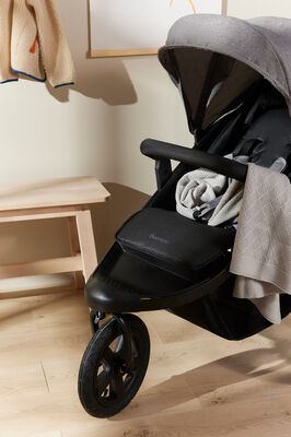 Beemoo Activity Go Aktivitetsvogn, Black/Dark Grey