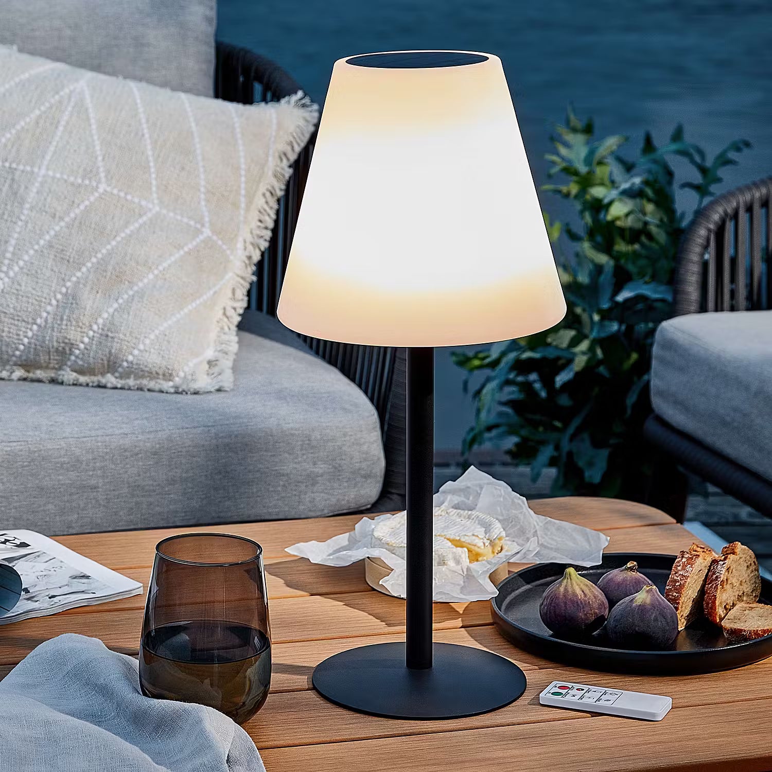 LIGHT UP Outdoor-Tischleuchte