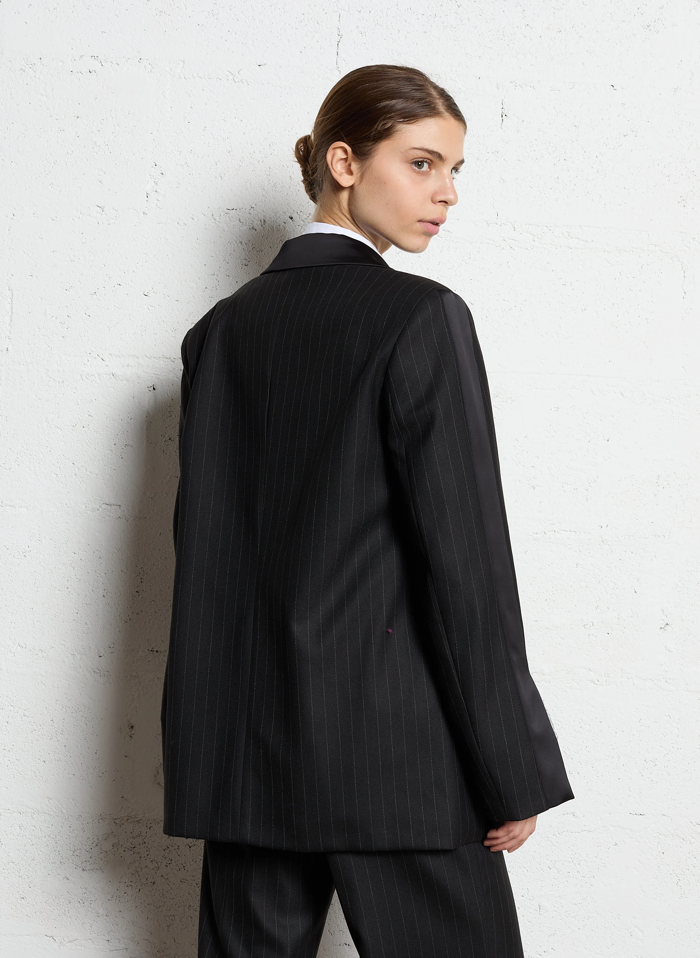 Blazer croisé à fines rayures | Noir