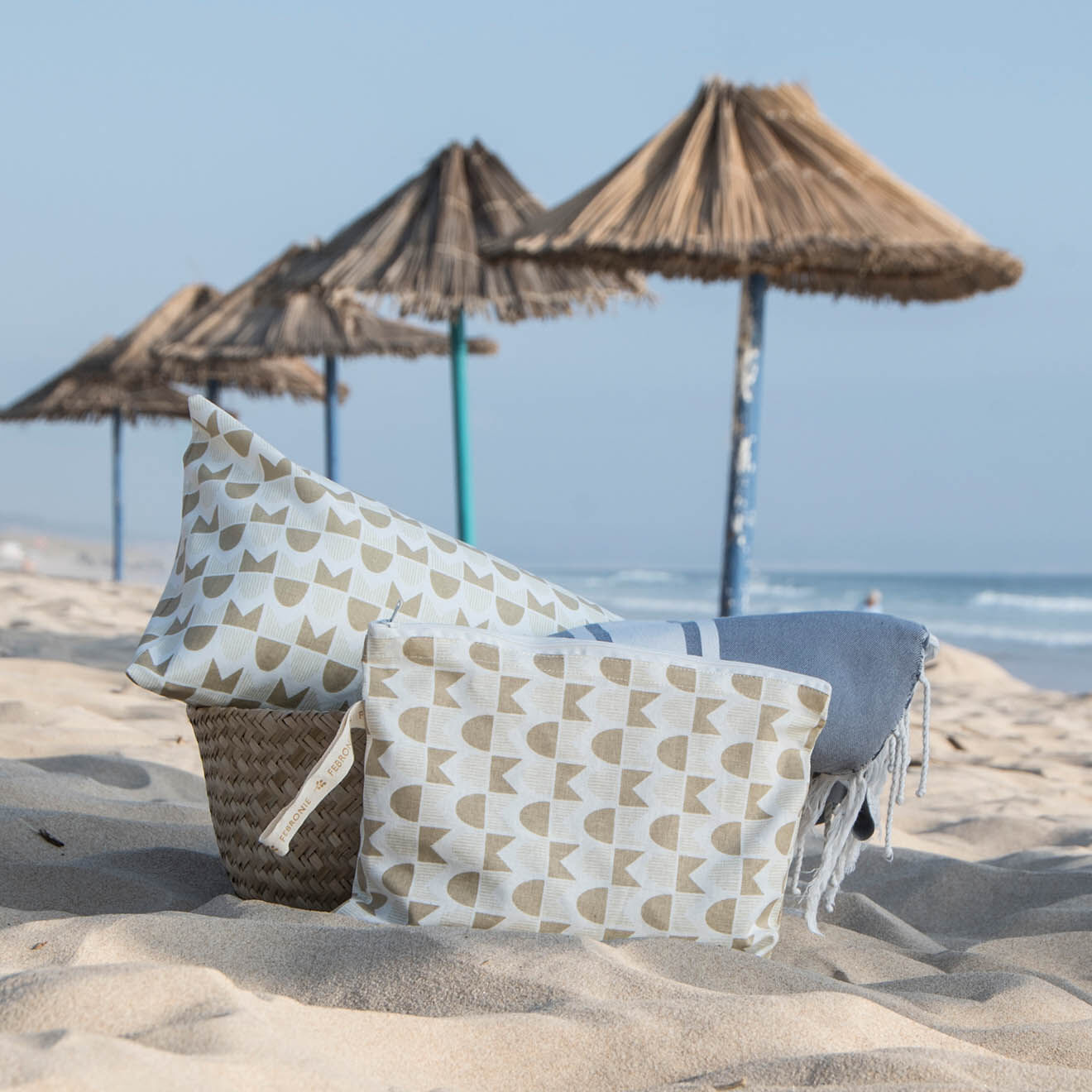 Febronie Coussin de plage en Coton Skandi sable - 40x25 cm
