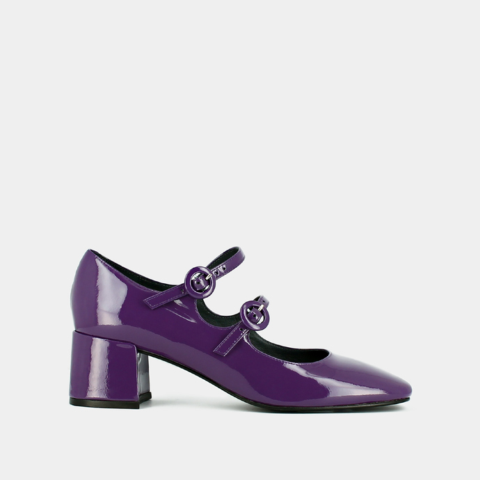 Babies à doubles brides et bouts carrés...  en vernis violet