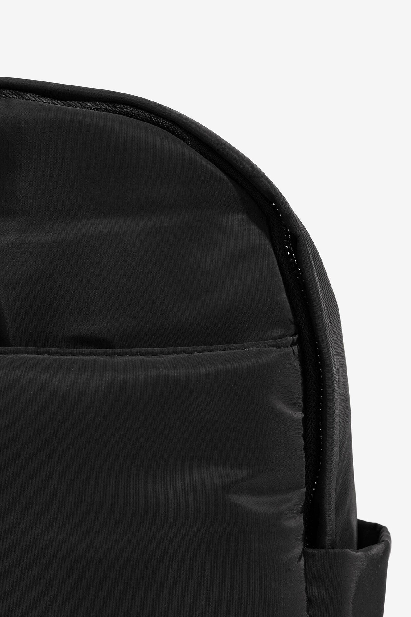 Bolsa acolchoada de nylon - preta