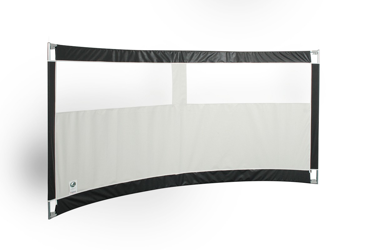 ESVO gebogen Mistral 300 PVC met 2 smalle ramen Windscherm