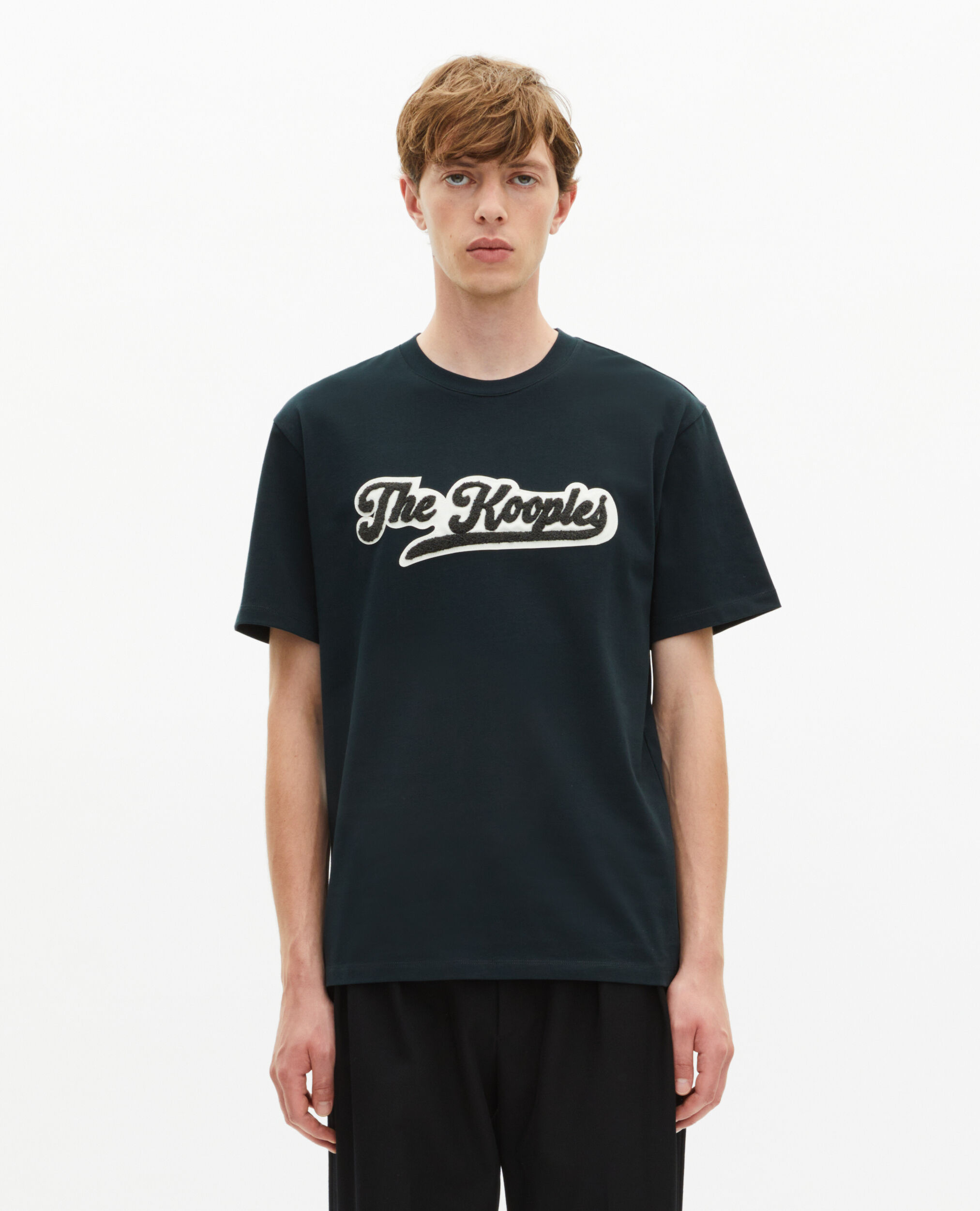 T-shirt avec patch vert foncé