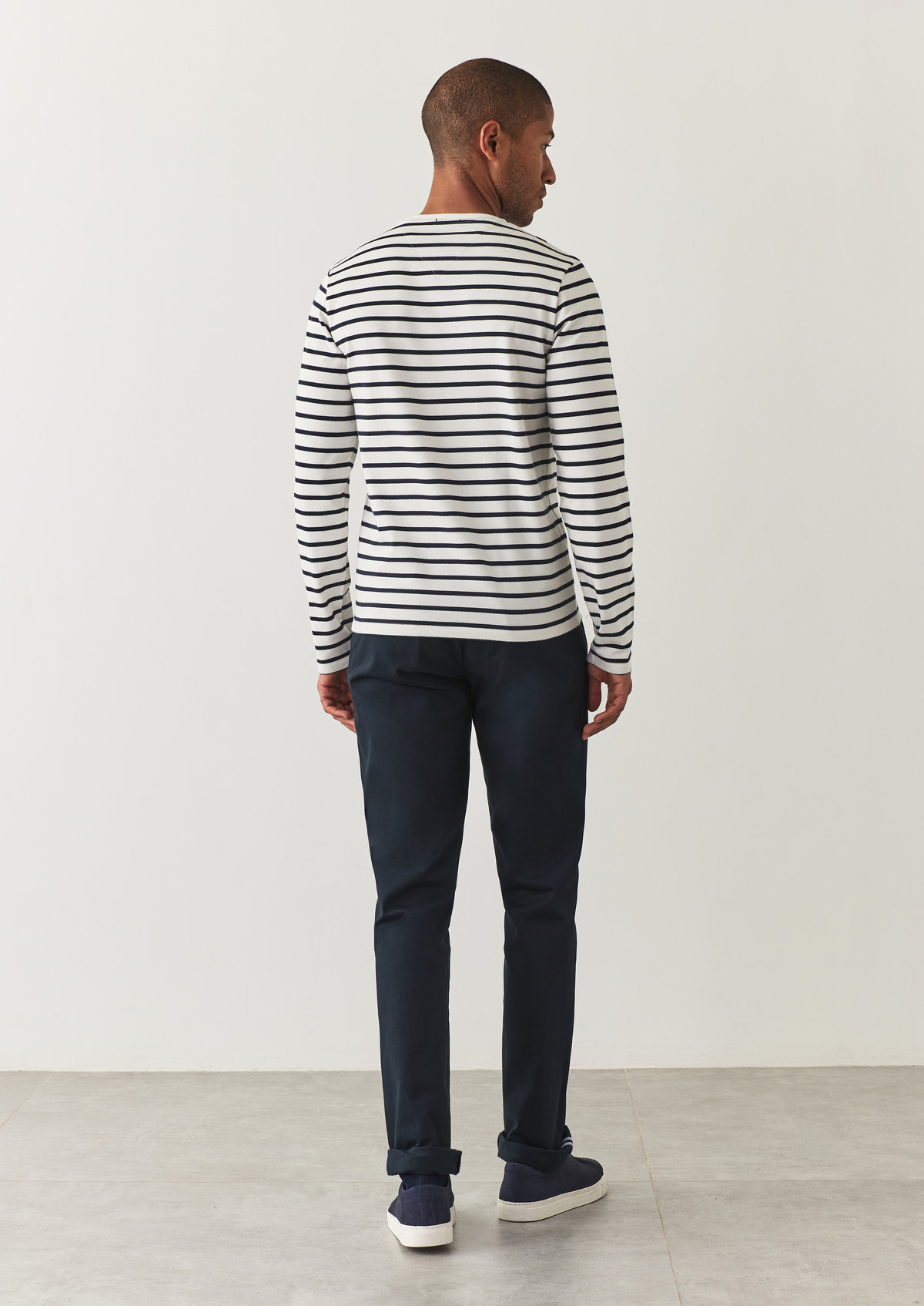 Chino slack skinny en coton stretch uni bleu marine