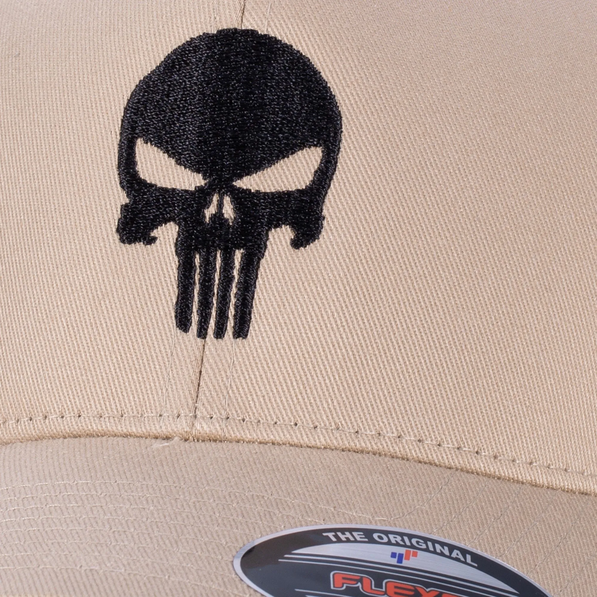 Café Viereck -  Café Viereck Cap Flexfit Punisher schwarz sand