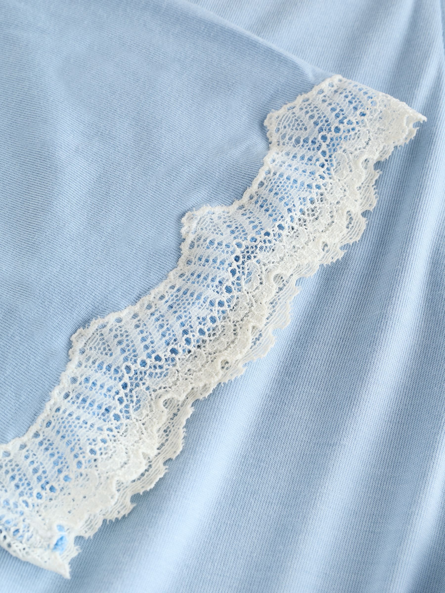 Blauw - Laura Ashley - Modal kamerjas met kanten afwerking