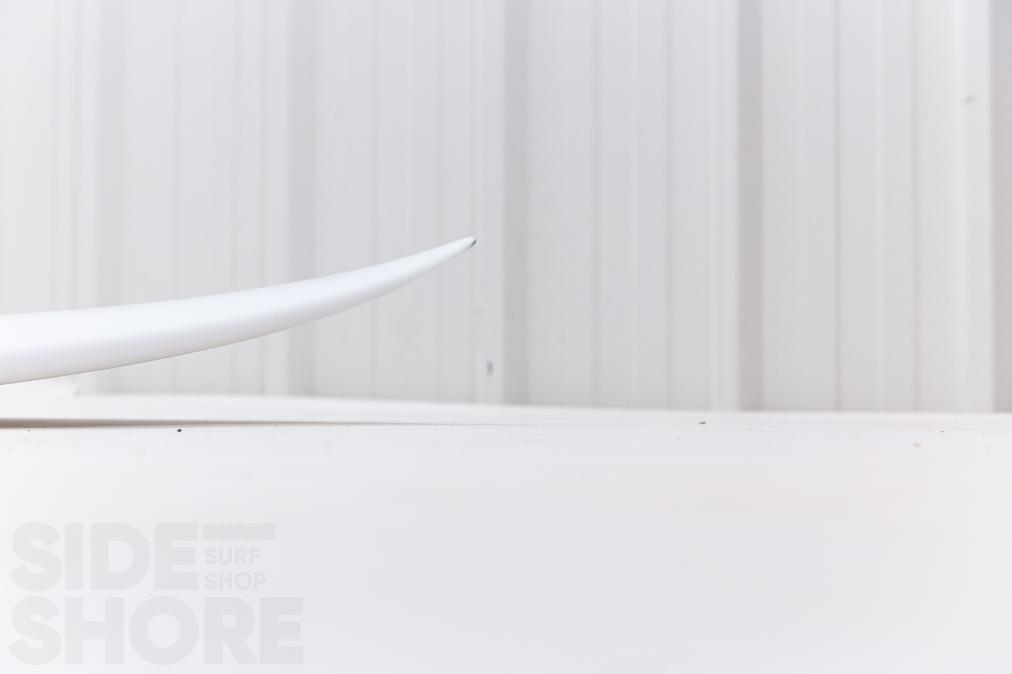Al Merrick Fever - Spine Tek - 5'10 x 18 1/2