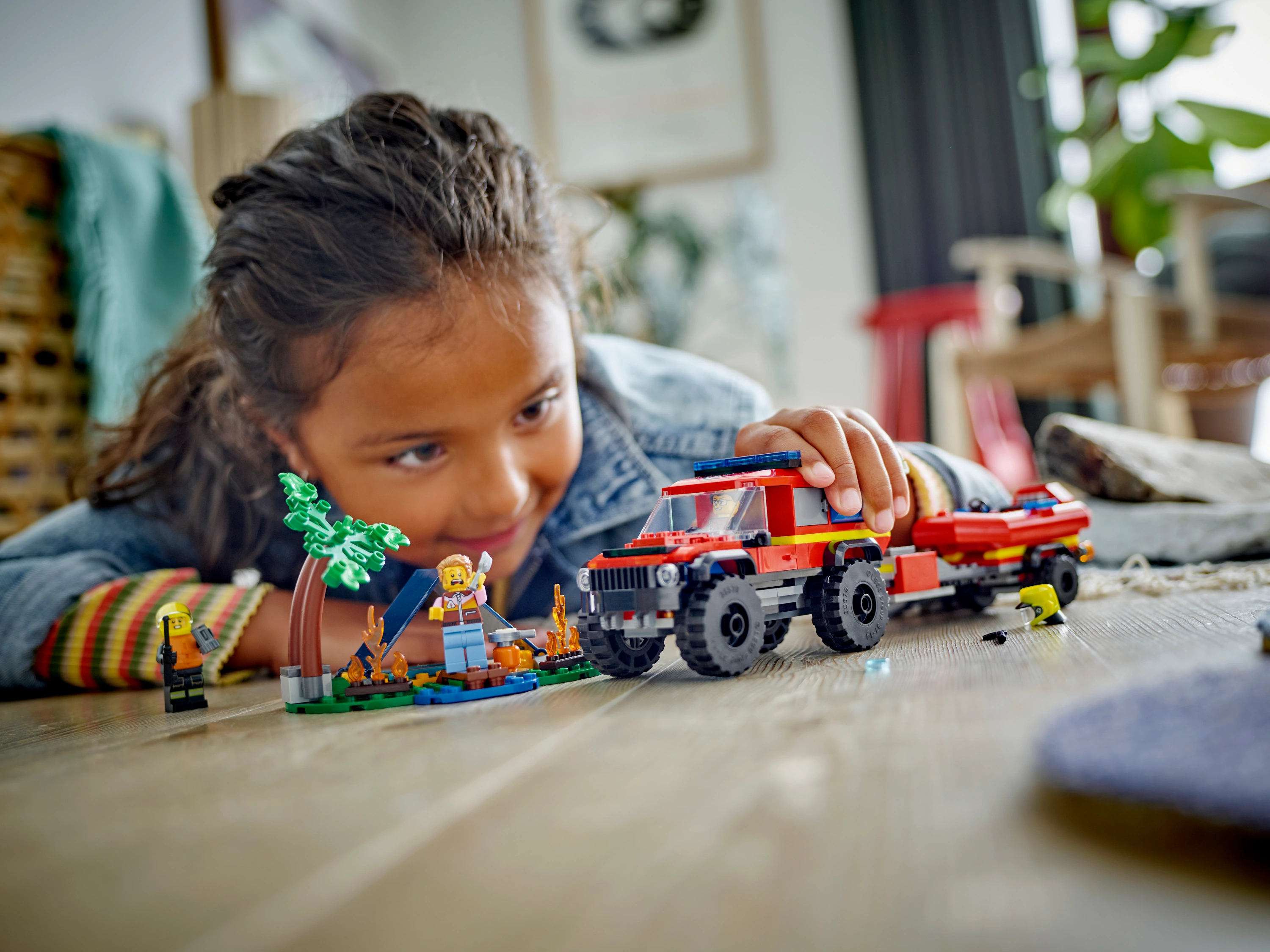 LEGO® City 60412 FEUERWEHR-GELÄNDEWAGEN MIT RETTUNGSBOOT