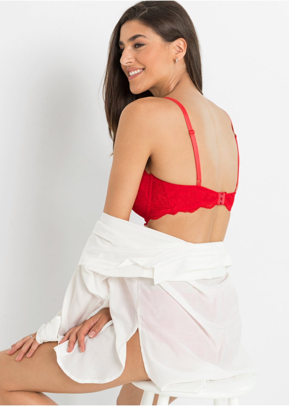 Soutien-gorge balconnet à armatures