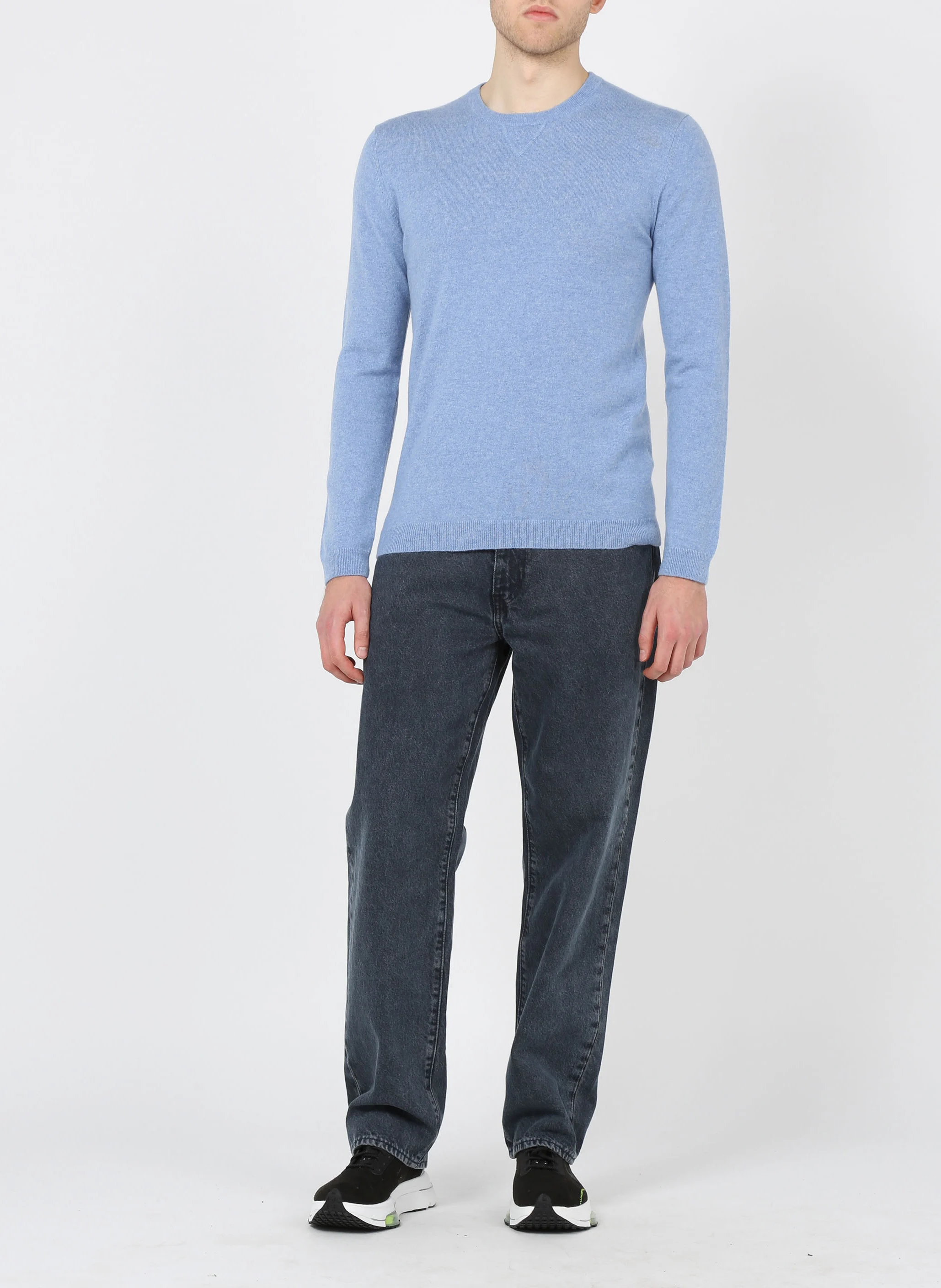 Pull col rond regular fit en cachemire | Bleu