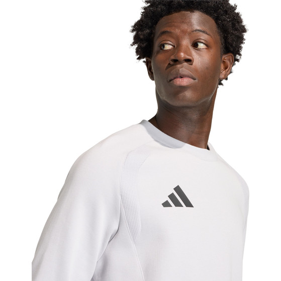 adidas Tiro Travel Crew Top