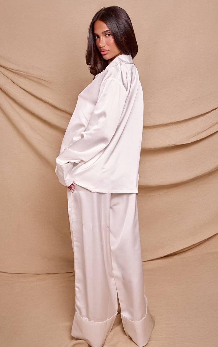 Blanc Ensemble Pyjama Long Avec Détail Nœud En Satin