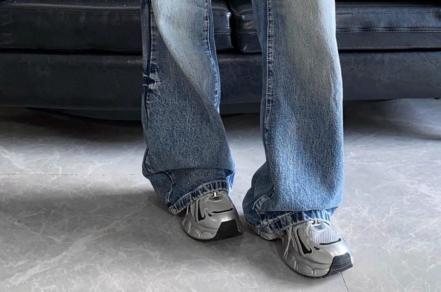 Coline - High Rise Washed Wide Leg Jeans