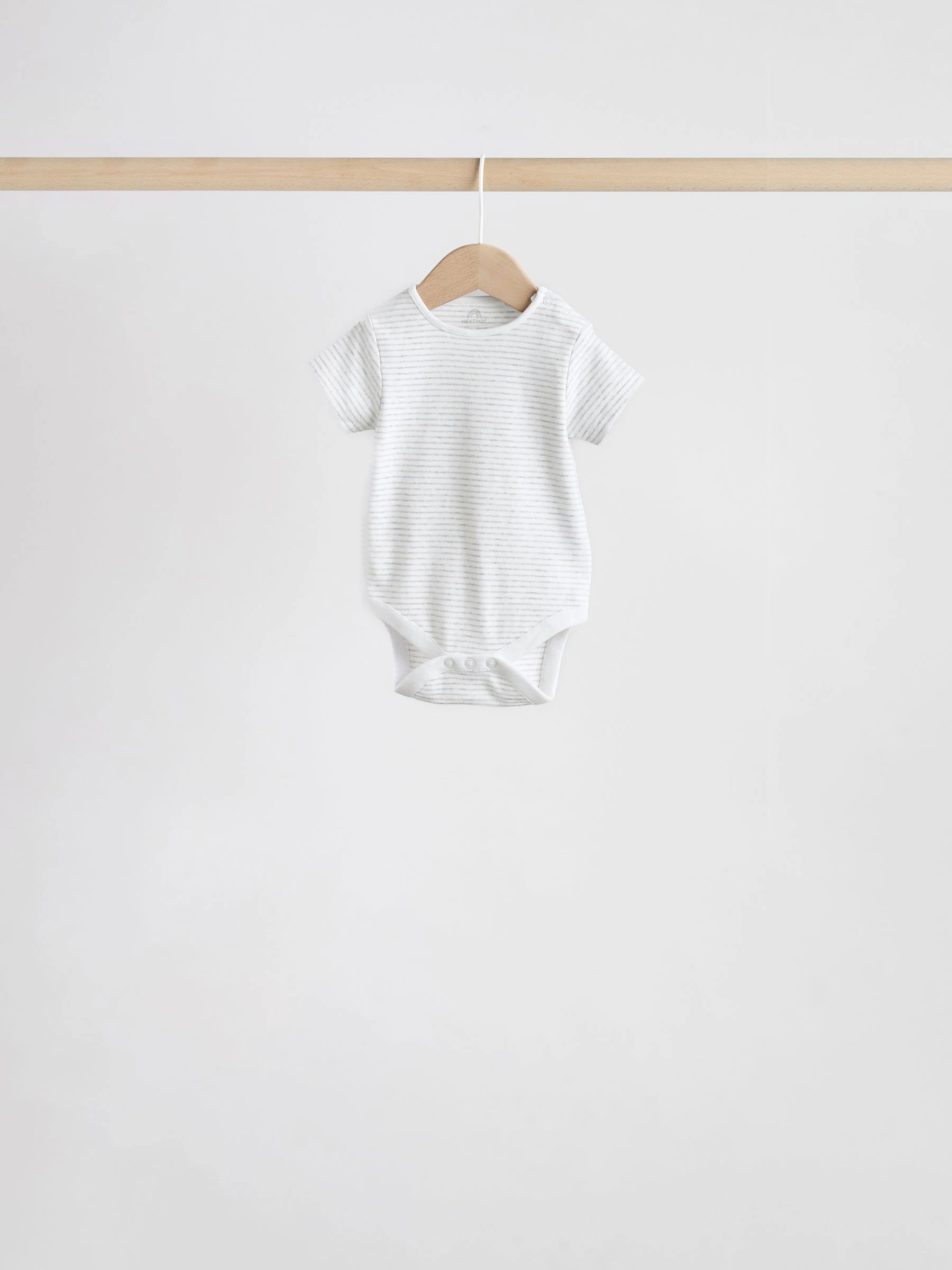 Grijs met sterren - Baby Cadeausets 7 -delig (0-18mnd)